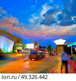 Cancun sunset at Boulevard Kukulcan in Hotel zone hotelera of Mexico. Стоковое фото, агентство Ingram Publishing / Фотобанк Лори
