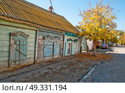 Улица, старый дом на Криуше ( исторический район старой Астрахани ) Стоковое фото, фотограф Павел Просянов / Фотобанк Лори