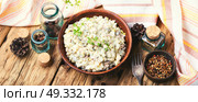 Popular Russian meat salad Olivier. Traditional Russian meat salad Olivier, with meat and vegetables. Стоковое фото, агентство Ingram Publishing / Фотобанк Лори