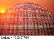 Hawa Mahal in Jaipur is a city in India, Rajasthan. Called the "Pink City". Hawa Mahal in Jaipur. Стоковое фото, агентство Ingram Publishing / Фотобанк Лори