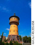 Halle Wasserturm Nord North Water Tower Germany. Halle Wasserturm Nord North Water Tower in Germany. Стоковое фото, агентство Ingram Publishing / Фотобанк Лори