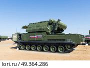 Самоходный зенитный ракетный комплекс ТОР-М2 для уничтожения самолётов и беспилотных летательных аппаратов. Средняя Ахтуба, Волгоградская область, Россия. (2021 год). Редакционное фото, фотограф Андрей Цыганков / Фотобанк Лори