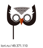 Owl bird carnival mask vector illustration in flat. Binocular vision, binaural hearing bird. Childish masquerade mask isolated on white. New Year masque for festivals, holiday dress code for kids. Owl Bird Carnival Mask Childish Masquerade Element. Стоковая иллюстрация, агентство Ingram Publishing / Фотобанк Лори