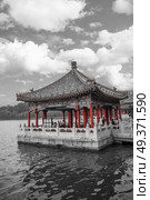 Beihai Park . Beijing. black and red and white photo. Стоковое фото, агентство Ingram Publishing / Фотобанк Лори