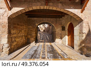 Mora de Rubielos arch in Teruel Spain located on Gudar Sierra. Стоковое фото, агентство Ingram Publishing / Фотобанк Лори