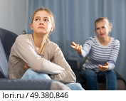 Sad teen girl after discord with her mother. Стоковое фото, фотограф Яков Филимонов / Фотобанк Лори