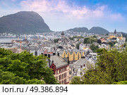 Alesund is a city in the Norwegian fjords. Стоковое фото, агентство Ingram Publishing / Фотобанк Лори