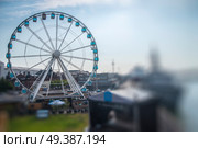 Ferris wheel in the historic center of the city of Helsinki. Finland. Стоковое фото, агентство Ingram Publishing / Фотобанк Лори