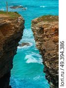 Playa las catedrales Catedrais beach in Ribadeo Galicia of Lugo Spain. Стоковое фото, агентство Ingram Publishing / Фотобанк Лори