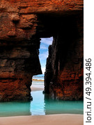 Playa las catedrales Catedrais beach in Ribadeo Galicia of Lugo Spain. Стоковое фото, агентство Ingram Publishing / Фотобанк Лори