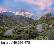 views of Mount Annapurna Himalayas, Nepal, Asia. Стоковое фото, агентство Ingram Publishing / Фотобанк Лори