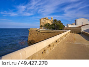 Nova Tabarca church of San Pedro Pablo in Alicante Spain. Стоковое фото, агентство Ingram Publishing / Фотобанк Лори