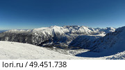 Snow covered Pirin mountains winter panorama. Стоковое фото, агентство Ingram Publishing / Фотобанк Лори
