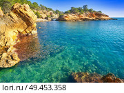 Ametlla L’ametlla de mar beach illot in Costa dorada of Tarragona in Catalonia. Стоковое фото, агентство Ingram Publishing / Фотобанк Лори