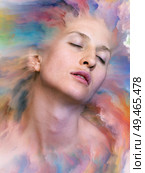 Her World series. Backdrop of female portrait fused with vibrant paint on the subject of feelings, emotions, inner world, creativity and imagination. Стоковое фото, агентство Ingram Publishing / Фотобанк Лори