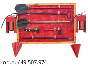 Красный пожарный щит с инструментом на белом фоне. Red wooden fire shield on white background. Стоковое фото, фотограф Татьяна Д / Фотобанк Лори