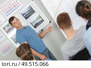 driving instructor in his class. Стоковое фото, агентство Ingram Publishing / Фотобанк Лори
