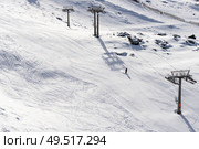 Spain, Andalusia, Granada. Ski resort of Sierra Nevada in winter, full of snow. Travel and sports concepts.. Ski resort of Sierra Nevada in winter, full of snow. Стоковое фото, агентство Ingram Publishing / Фотобанк Лори