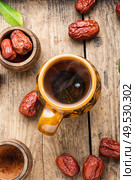 Medicinal tea from unabi or jujube.Herbal medicine.Chinese traditional medicine.. Healing tea from ziziphus. Стоковое фото, агентство Ingram Publishing / Фотобанк Лори