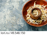 Set dry green bean and sprouts moong or mung.Pile of sprouted seeds of green gram. Sprout whole mung dal. Стоковое фото, агентство Ingram Publishing / Фотобанк Лори