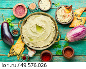 Babaganush or eggplant caviar from baked eggplant. Baba ganoush,middle eastern cuisine. Стоковое фото, агентство Ingram Publishing / Фотобанк Лори