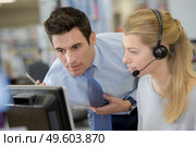 manager and female customer service representative. Стоковое фото, агентство Ingram Publishing / Фотобанк Лори