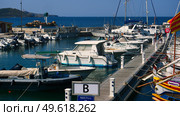 Yachts moored in the port of the old French town of Banyuls-sur-mer, resort Mediterranean sea, travel, summer. Стоковое фото, фотограф Иван Грушевич / Фотобанк Лори