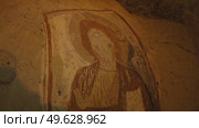 Frescoes in the cave churches of Cappadocia. Стоковое видео, видеограф German Zvyagin / Фотобанк Лори