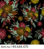 Watercolor seamless pattern with autumn flowers chrysanthemums, berries and leaves. Illustration. Watercolor seamless pattern with autumn flowers chrysanthemums, berries and leaves. . Стоковое фото, агентство Ingram Publishing / Фотобанк Лори