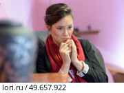 sad woman after death of someone loved. Стоковое фото, агентство Ingram Publishing / Фотобанк Лори