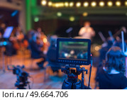 online stream of a concert at the Philharmonic without people. Стоковое фото, агентство Ingram Publishing / Фотобанк Лори