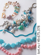 author  braceletes with pearls and gemstones. fashion and jewelry concept. Стоковое фото, агентство Ingram Publishing / Фотобанк Лори