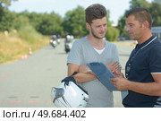 bikers ready to run. Стоковое фото, агентство Ingram Publishing / Фотобанк Лори