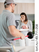 frustrated woman cannot pay all bills crying. Стоковое фото, агентство Ingram Publishing / Фотобанк Лори