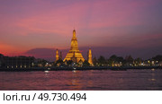 Wat Arun temple and Chao Phraya river in Bangkok. Стоковое фото, фотограф Михаил Коханчиков / Фотобанк Лори