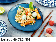 Tasty salad with peeled lychee and chicken breast. Healthy salad.. Salad with chicken, lychee and lime. Стоковое фото, агентство Ingram Publishing / Фотобанк Лори