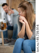 drunk man is abusive to his wife. Стоковое фото, агентство Ingram Publishing / Фотобанк Лори