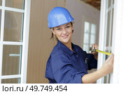 young woman worker on the building site. Стоковое фото, агентство Ingram Publishing / Фотобанк Лори