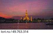 Wat Arun temple and Chao Phraya river in Bangkok. Стоковое фото, фотограф Михаил Коханчиков / Фотобанк Лори