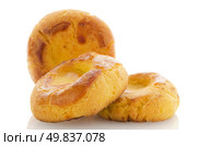 Homemade biscuits with eggs and cream on white background. Стоковое фото, агентство Ingram Publishing / Фотобанк Лори