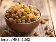 Raisin. Стоковое фото, агентство Ingram Publishing / Фотобанк Лори