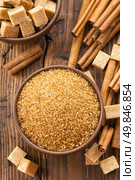 Sugar and cinnamon. Стоковое фото, агентство Ingram Publishing / Фотобанк Лори