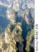 Zhangjiajie National forest park at Wulingyuan Hunan China. Стоковое фото, агентство Ingram Publishing / Фотобанк Лори