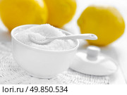 Citric acid. Стоковое фото, агентство Ingram Publishing / Фотобанк Лори