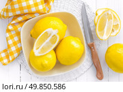 Lemons. Стоковое фото, агентство Ingram Publishing / Фотобанк Лори