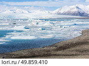 Vatnajokull Glacier Jokulsarlon lagoon Iceland. Стоковое фото, агентство Ingram Publishing / Фотобанк Лори