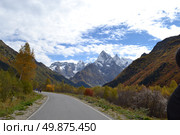 Дорогами Теберды. Стоковое фото, фотограф Ирина Ковалева / Фотобанк Лори