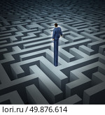 New leadership vision for finding solutions with a businessman who has grown long legs to see above through a complicated maze or labyrinth as a business concept of innovative thinking for financial success. Стоковое фото, агентство Ingram Publishing / Фотобанк Лори