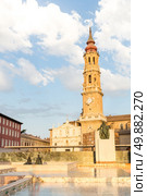 Zaragoza Cathedral with bell tower Spain. Стоковое фото, агентство Ingram Publishing / Фотобанк Лори