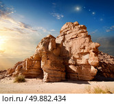 Early morning in mountains of Sinai canyon . Стоковое фото, агентство Ingram Publishing / Фотобанк Лори